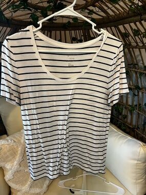 a new day White and Black Striped Scoop Neck Tee